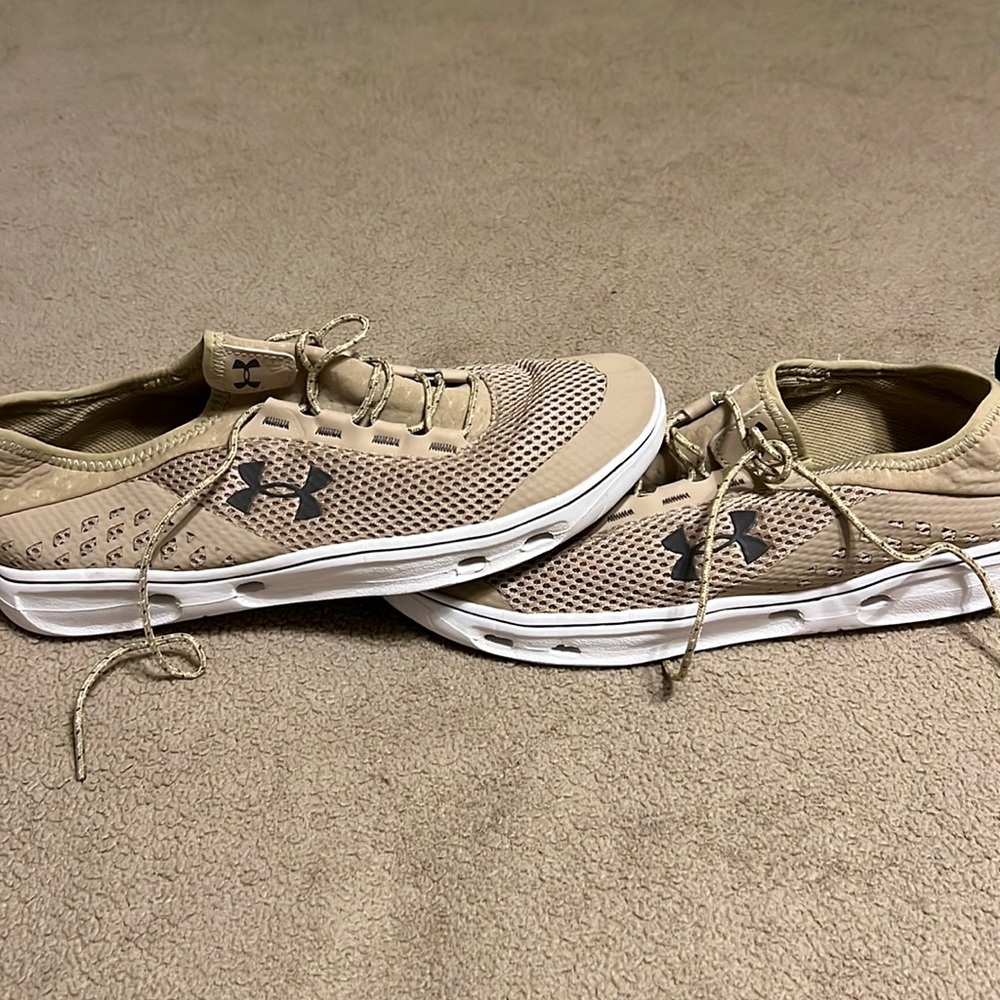Under Armour Men’s fishing shoes